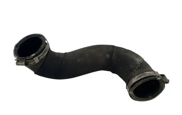 Intercooler hose/pipe
