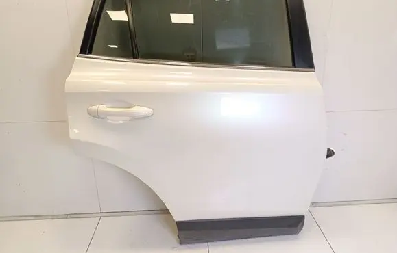 Toyota RAV 4 (XA40) Rear door