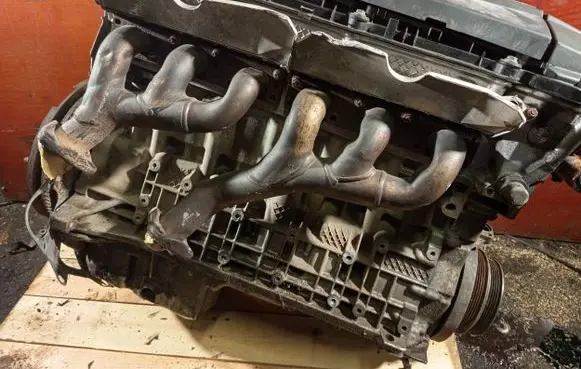 BMW 3 E46 Engine 37641957 256S4
