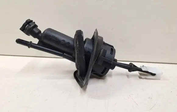 Ford Focus Clutch master cylinder 3M517A549AB