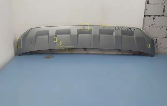 Audi Q7 4M Front bumper lip 4M0807733D