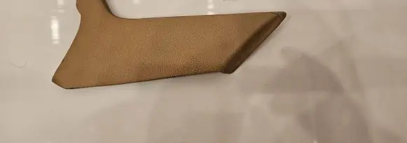 Porsche Cayenne (92A) Centre console side trim front 