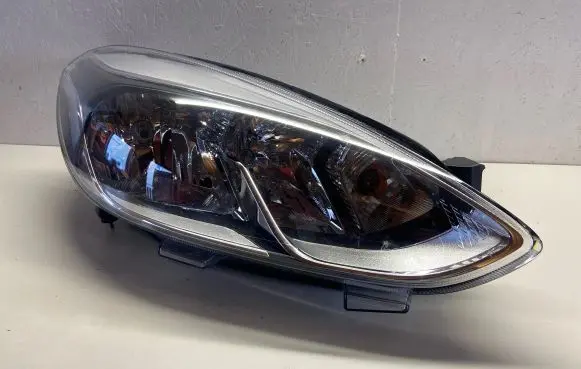 Ford Fiesta Headlight/headlamp H1BB13W029AE 175PL25168