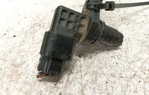 Mazda 5 Camshaft position sensor rf7j18230
