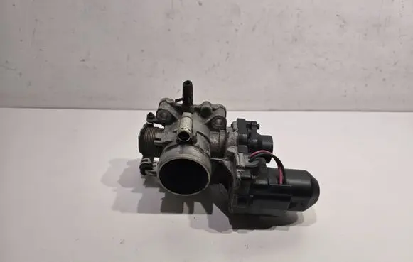 Toyota Prius (XW20) Throttle valve 8945230150 7G10