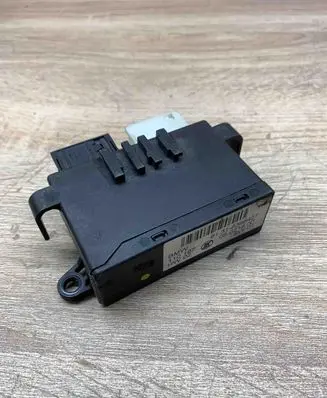 BMW 3 E46 Wing mirror control module 8386427