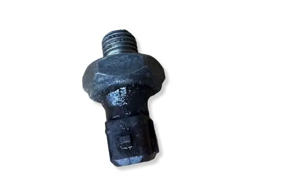 BMW 3 E46 Oil pressure sensor 17105092