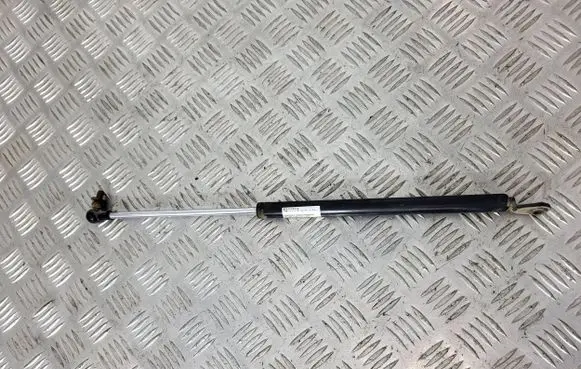 Suzuki Grand Vitara II Shock absorber/damper mounting bracket 