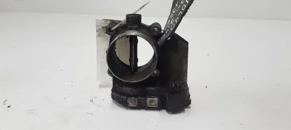 Volvo V70 Throttle valve 8692720 0281002701