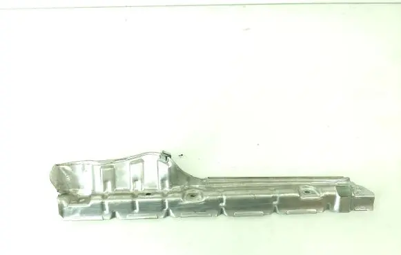 BMW 3 G20 G21 Heat shield in engine bay 8742169