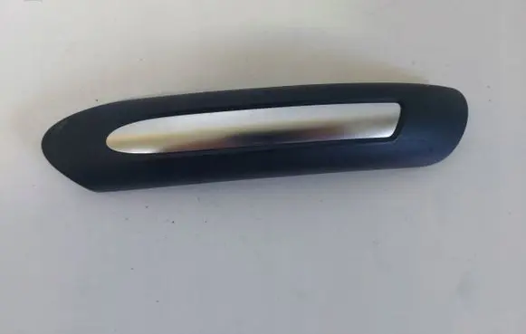 Audi A1 Front door interior handle trim 8X0867172A