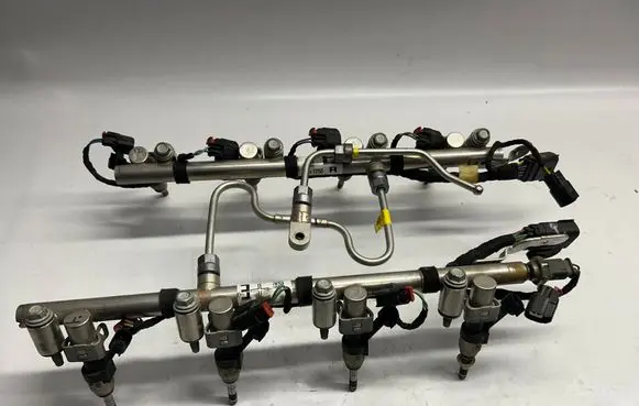 Chevrolet Camaro Fuel injection system set 12687250 12687249