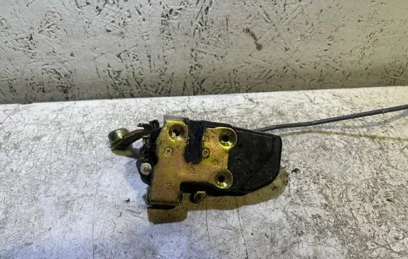 Jeep Cherokee Front door lock