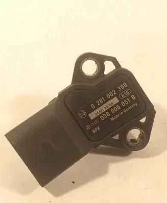 Volkswagen Golf V Air pressure sensor 038906051B 0281002399
