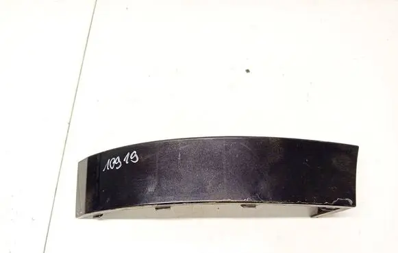 Skoda Octavia Mk2 (1Z) Rear/tail light trim molding 1z5813346