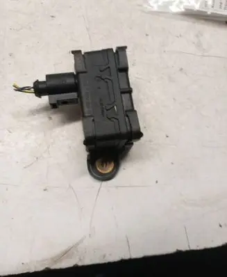 Volkswagen Golf V ESP acceleration yaw rate sensor 1K0907655D CV75H162D3 10170103643