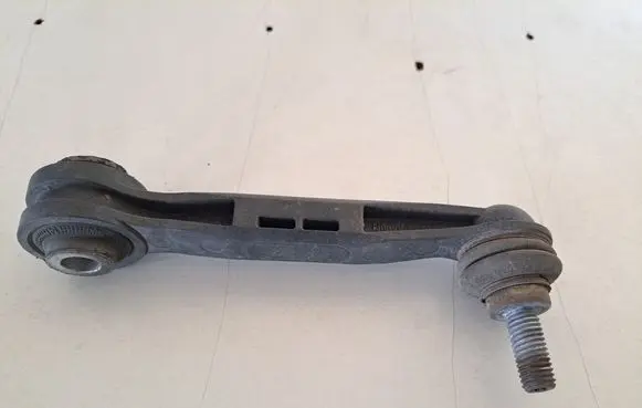 Rear anti-roll bar/stabilizer link