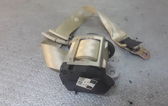 Audi A8 S8 D3 4E Middle seatbelt (rear) 4E0857807A 601782900
