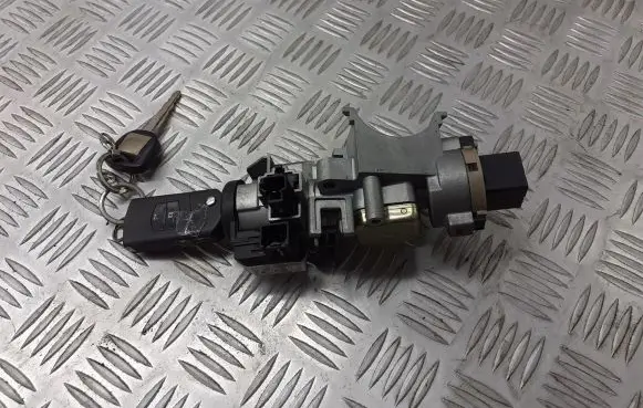 Mazda 2 Ignition lock GJ6A66938A