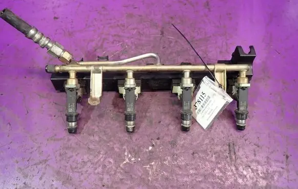Opel Zafira A Fuel main line pipe 