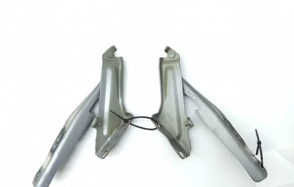 Nissan Navara D23 Engine bonnet/hood hinges 
