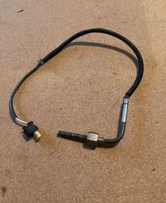 Mercedes-Benz ML W166 Exhaust gas temperature sensor A0081533428 130750400736