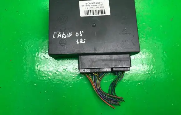 Skoda Fabia Mk1 (6Y) BSM Control unit 6Q0959433H