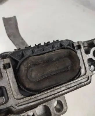 Volkswagen Golf VII Engine mount bracket G3114074
