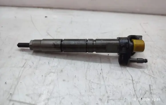 Mercedes-Benz E W212 Fuel injector 0445116026