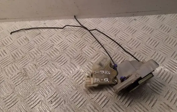 Nissan X-Trail T30 Front door lock 80553AA210 80503AA260 80503AA26E
