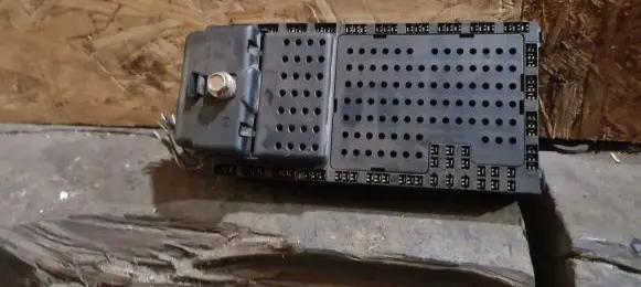 Volvo S60 Fuse box set 8645410