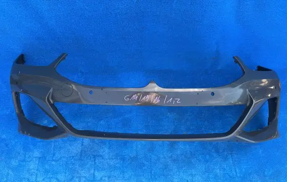 BMW 8 G15 Front bumper 8070558