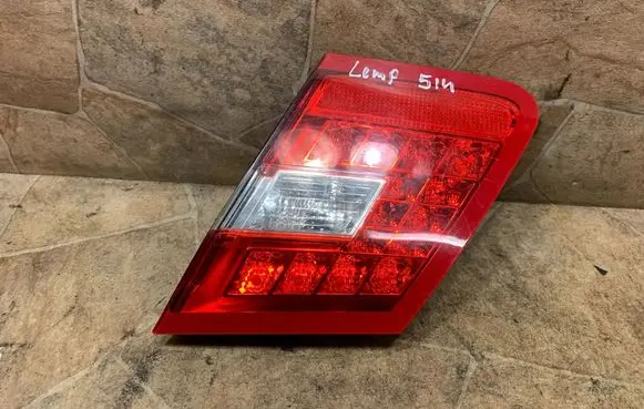 Mercedes-Benz E W212 Tailgate rear/tail lights A2128200864