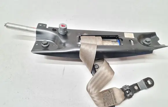 Volvo XC70 Front seatbelt 6041213RHB