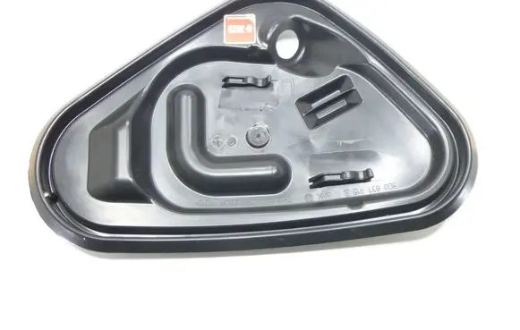 Volkswagen PASSAT B8 Other front door trim element 3G0837915B