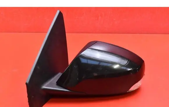 Front door electric wing mirror
