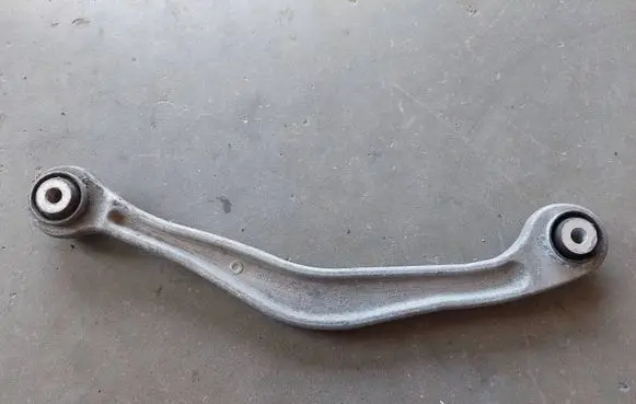 Mercedes-Benz S W221 Rear upper control arm/wishbone 2213520005