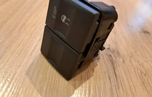 Ford Mondeo Mk III ESP (stability program) switch 5S7T2C418AA