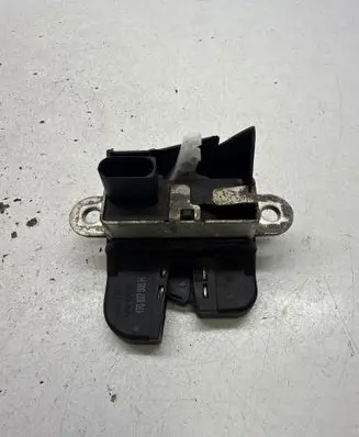 Volkswagen Touran I Tailgate lock latch 1T0827505H