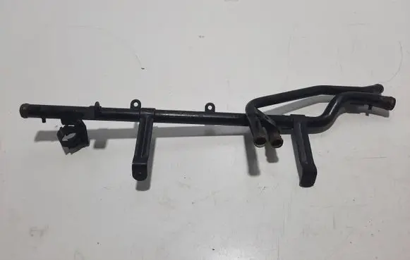 Volkswagen Touareg I Engine coolant pipe/hose 7L6121065C