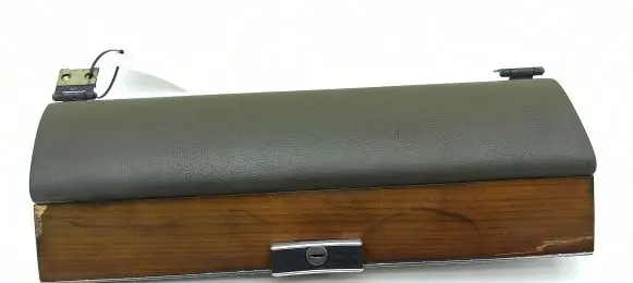 Mercedes-Benz 280 450 W116 Glove box lid/cover 