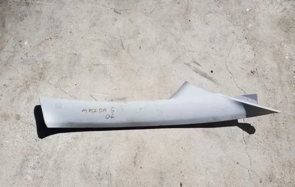 Mazda 5 Tailgate/trunk side cover trim C23668160 K6269
