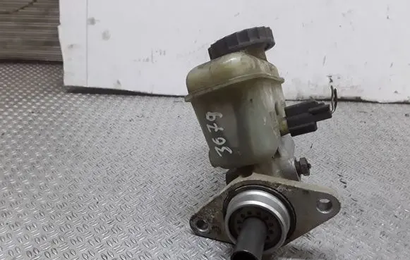 Ford Maverick Master brake cylinder