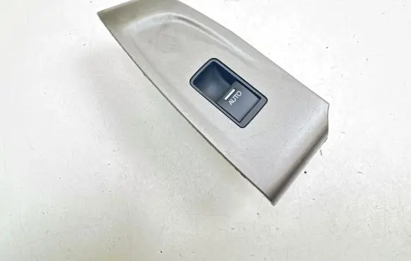 Honda Accord Electric window control switch 35780TL4E01M1 2578D1 C8HDTL44E015