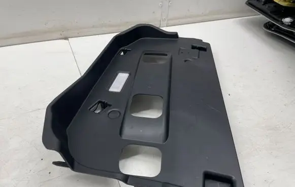 BMW X4M F98 Dashboard lower bottom trim panel 7944608
