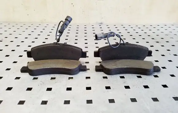Fiat Ducato Brake pads (rear) 