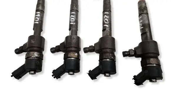Opel Zafira B Fuel injector 0445110276