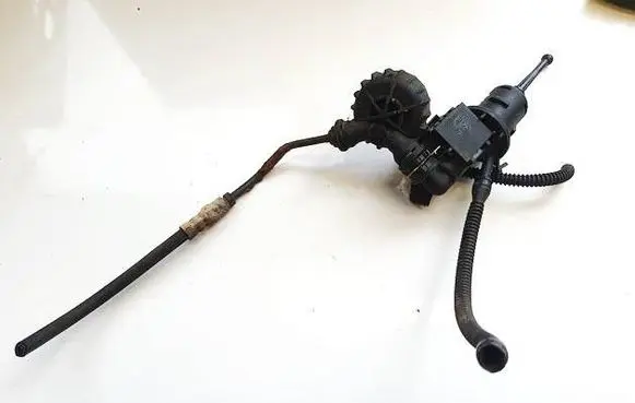 Skoda Yeti (5L) Clutch master cylinder 6284505102
