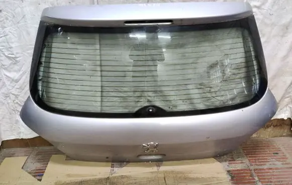 Peugeot 307 Tailgate/trunk/boot lid EZR 43R00046 DOT22