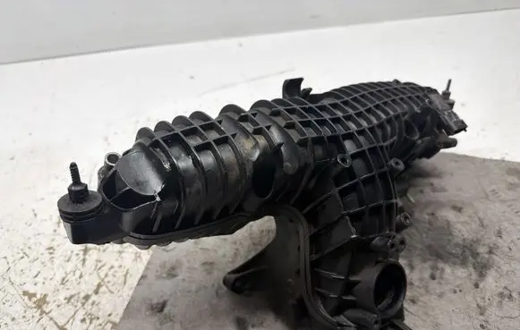 Volvo V60 Intake manifold 31431955